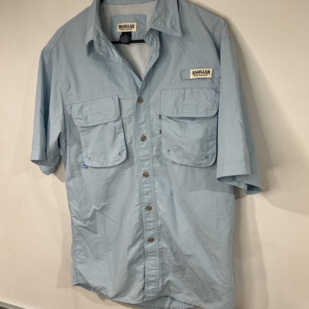 Magellan Sportswear Fishing Shirt Blue Size Small (011)